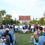 Silaturahmi Gubernur Kalteng H. Agustiar Sabran bersama para insan pers di halaman Istana Isen Mulang